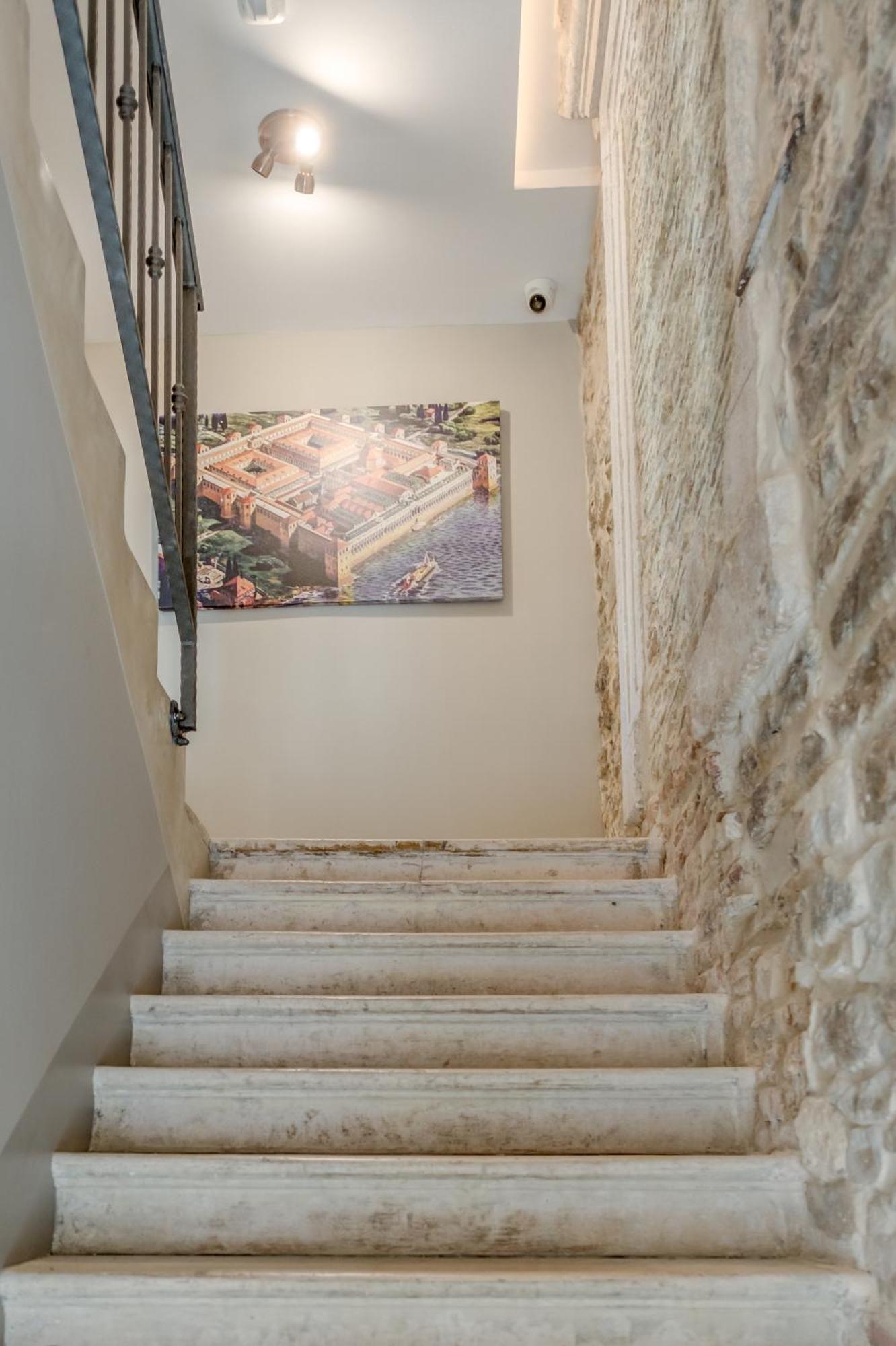 Palace Luxury Retreat Split Exterior photo